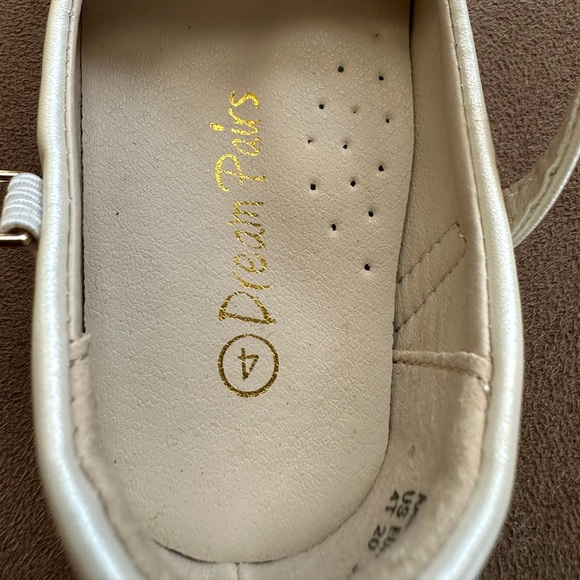 Sandals - Picture 4 of 5